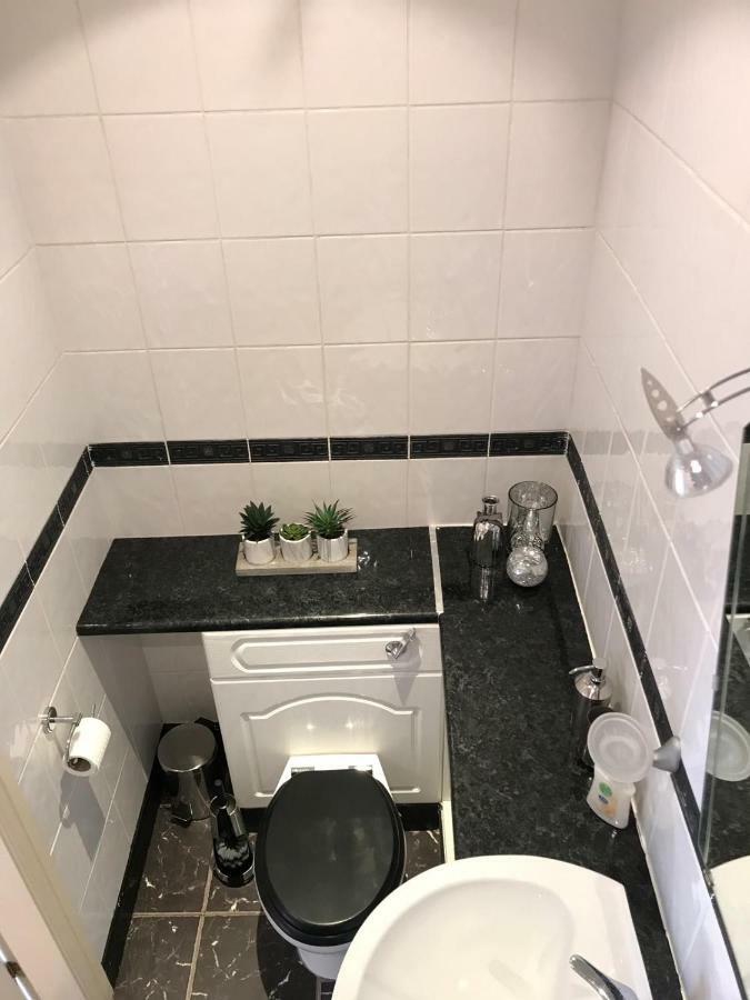 チェスター Honeysuckle Houseヴィラ エクステリア 写真